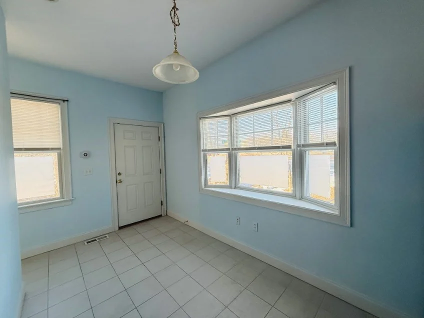 1 bed, 1 bath apartment for rent at 31 Elmwood St Unit 31, Newton Corner — photo 6 of 9