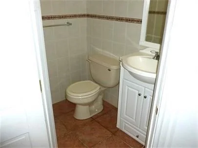 3 bed, 2 bath apartment for rent at 31 Elton Ave Unit 1, Watertown — photo 13 of 14