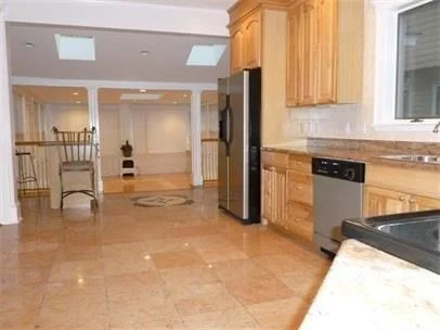 3 bed, 2 bath apartment for rent at 31 Elton Ave Unit 1, Watertown — photo 3 of 14