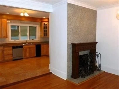 3 bed, 2 bath apartment for rent at 31 Elton Ave Unit 1, Watertown — photo 8 of 14