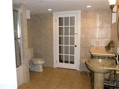 3 bed, 2 bath apartment for rent at 31 Elton Ave Unit 1, Watertown — photo 12 of 14