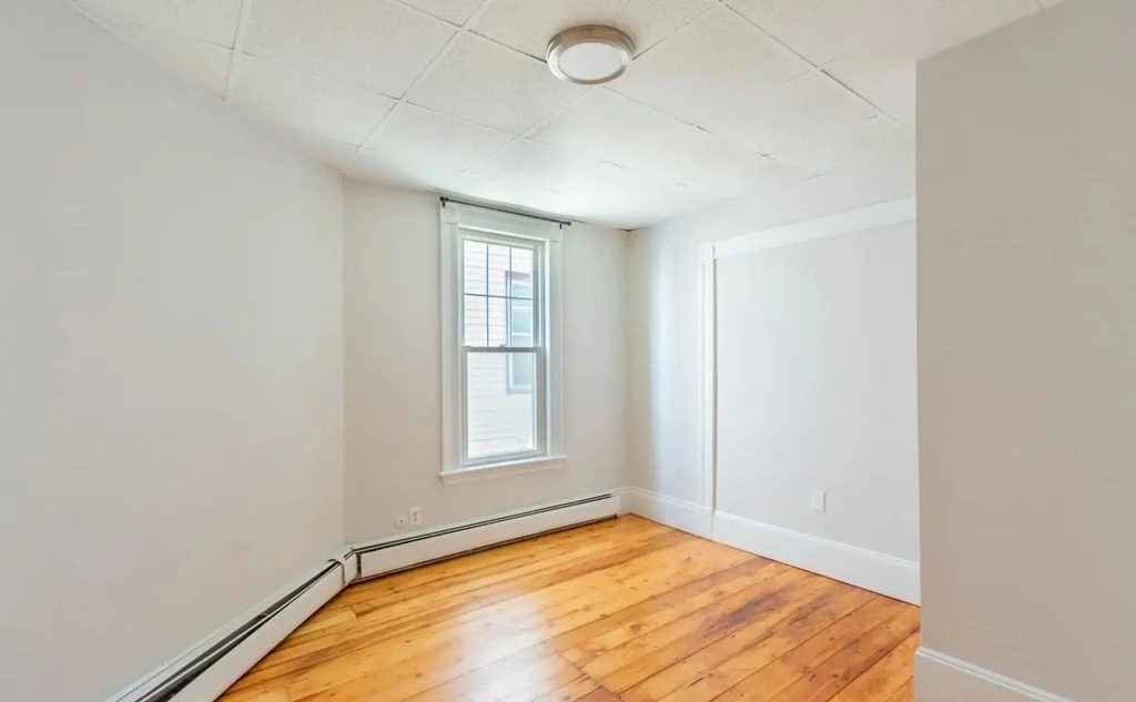 4 bed, 1 bath apartment for rent at 31 Falcon St Unit 1, East Boston — photo 11 of 18