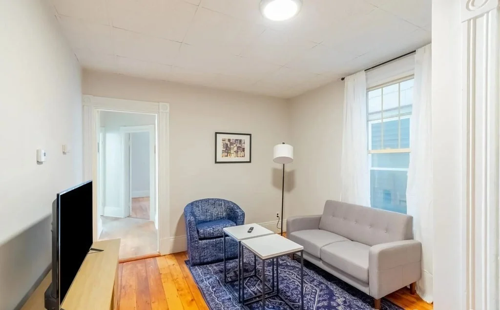 4 bed, 1 bath apartment for rent at 31 Falcon St Unit 1, East Boston — photo 7 of 18