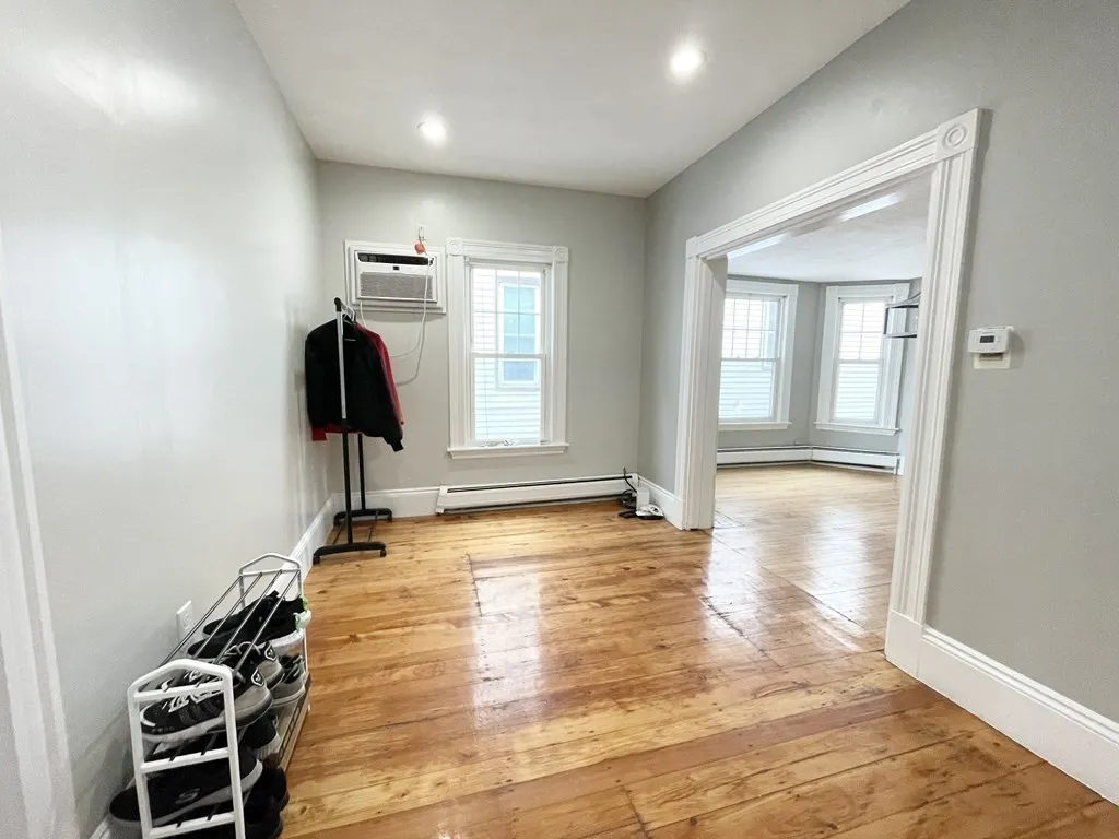 6 bed, 2 bath apartment for rent at 31 Falcon St Unit 2, Boston — photo 7 of 14