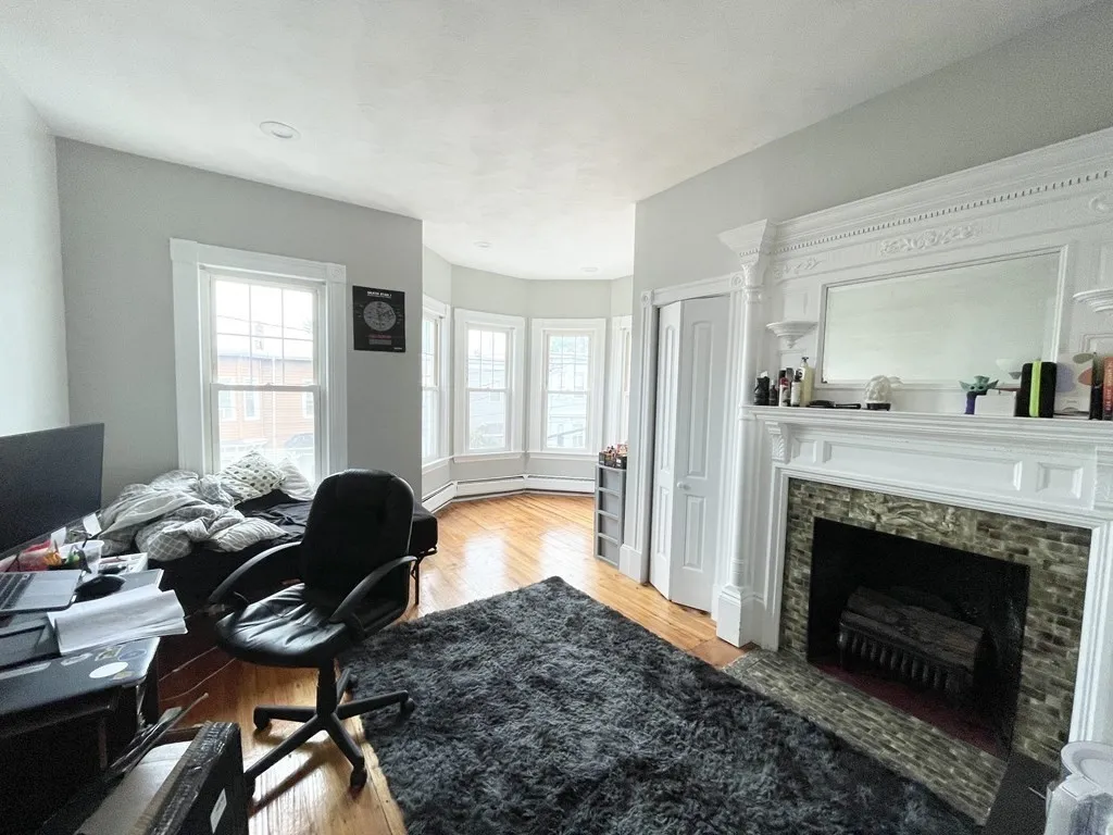 6 bed, 2 bath apartment for rent at 31 Falcon St Unit 2, Boston — photo 5 of 14