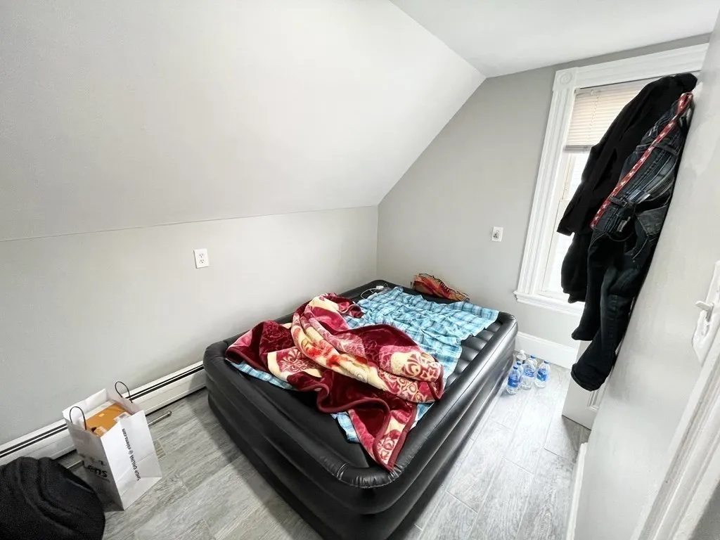 6 bed, 2 bath apartment for rent at 31 Falcon St Unit 2, Boston — photo 10 of 14