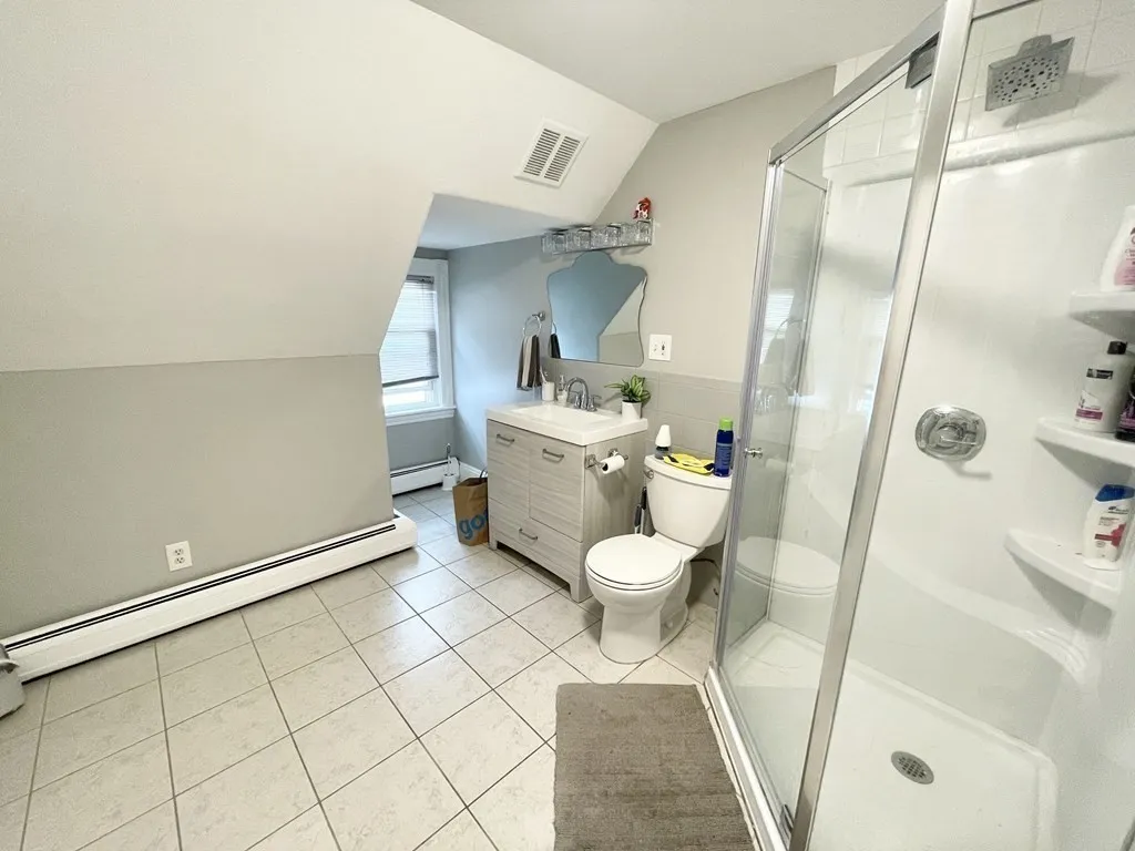 6 bed, 2 bath apartment for rent at 31 Falcon St Unit 2, Boston — photo 14 of 14