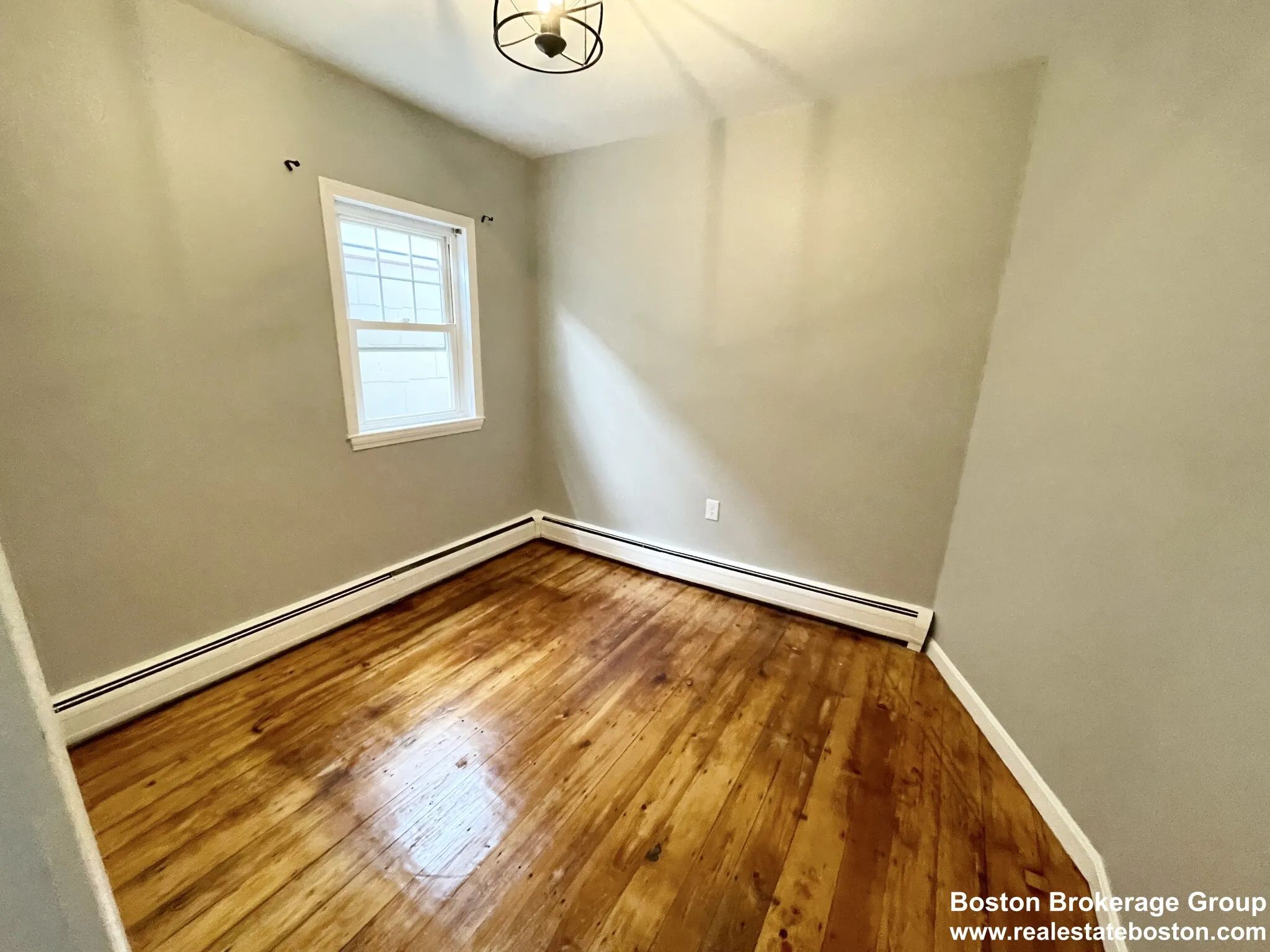 6 bed, 2 bath apartment for rent at 31 Falcon St Unit 2O, East Boston — photo 7 of 14