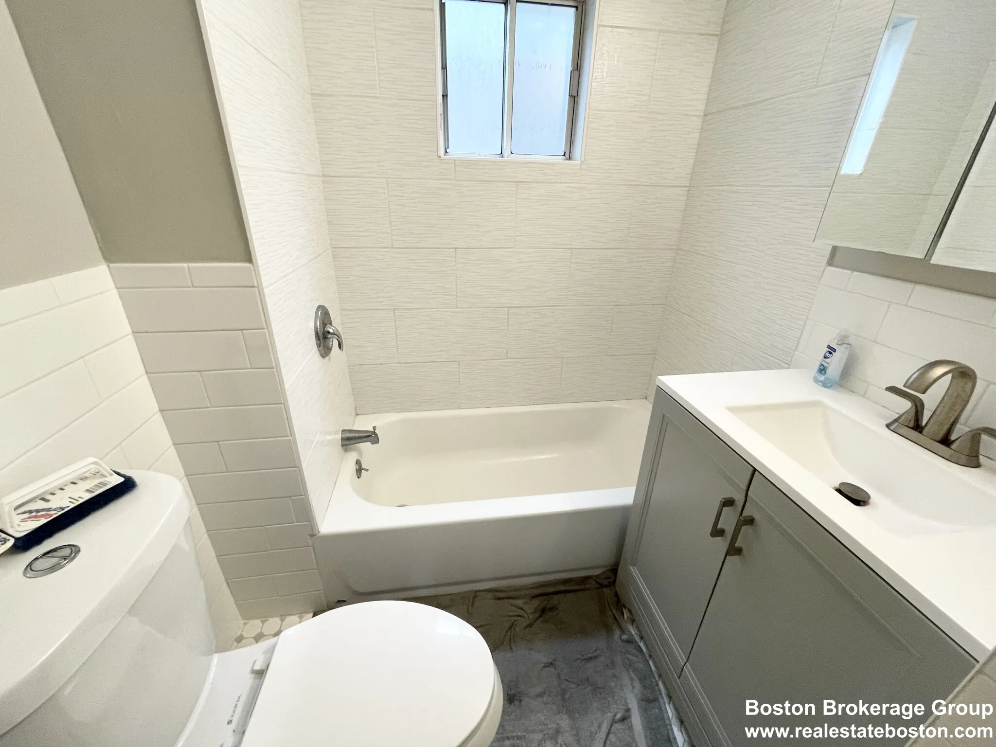 6 bed, 2 bath apartment for rent at 31 Falcon St Unit 2O, East Boston — photo 13 of 14