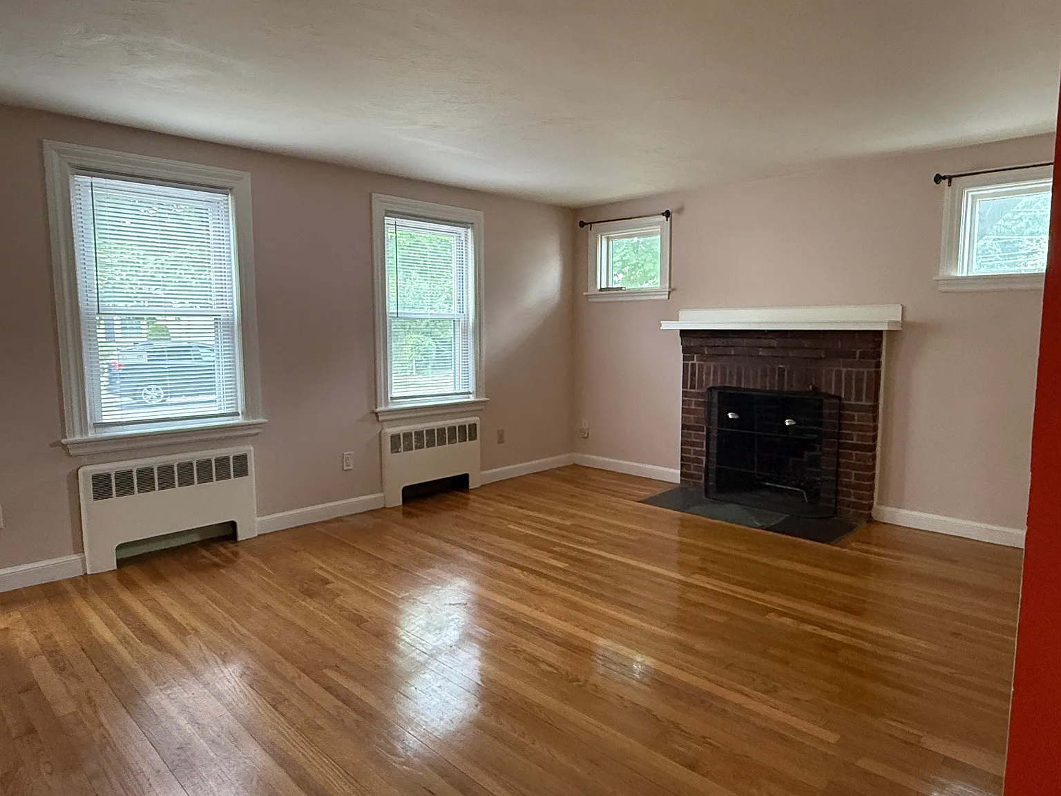 3 bed, 2 bath apartment for rent at 31 Falmouth Rd Unit 31, Watertown — photo 7 of 13