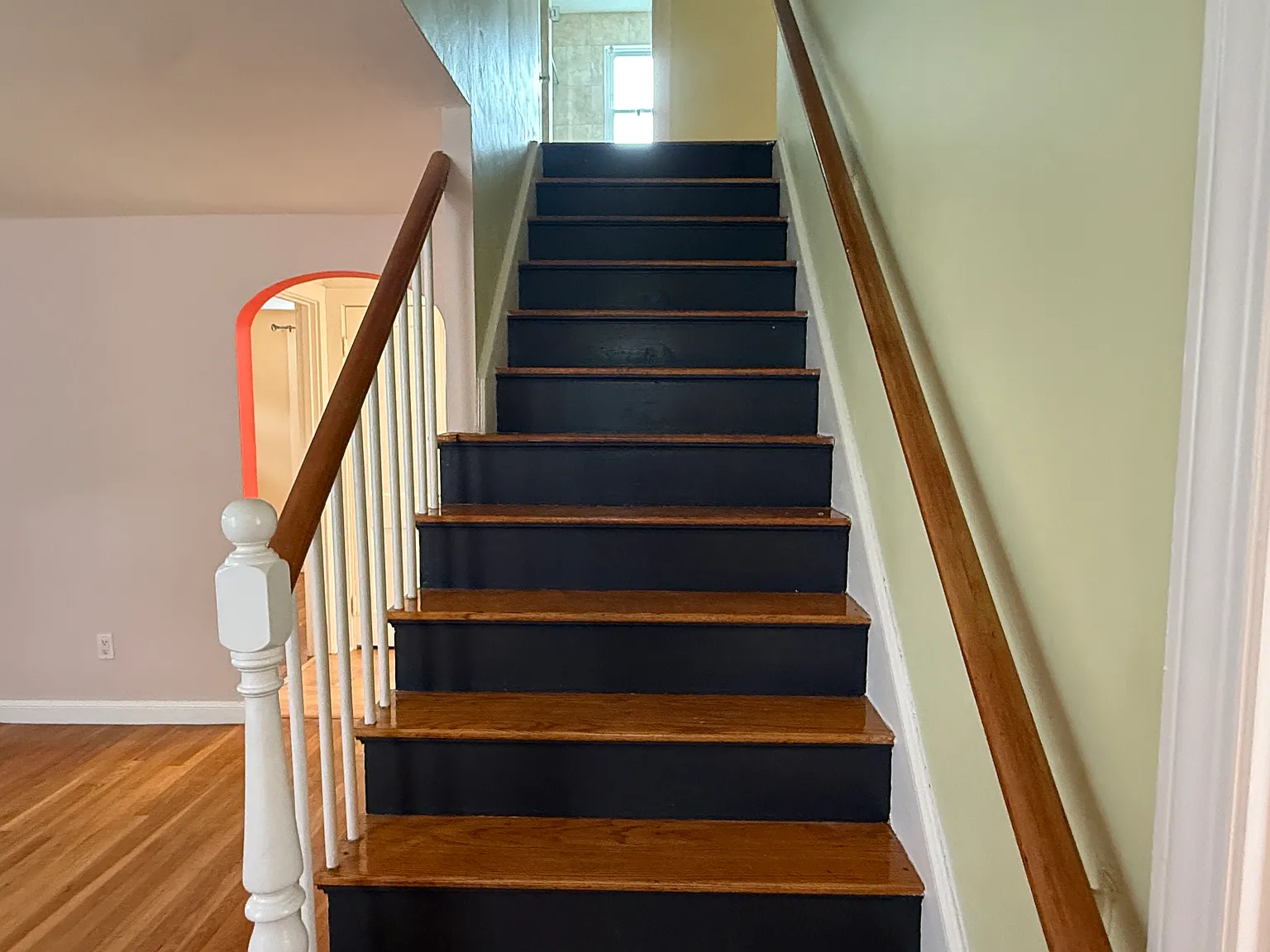 3 bed, 2 bath apartment for rent at 31 Falmouth Rd Unit 31, Watertown — photo 5 of 13