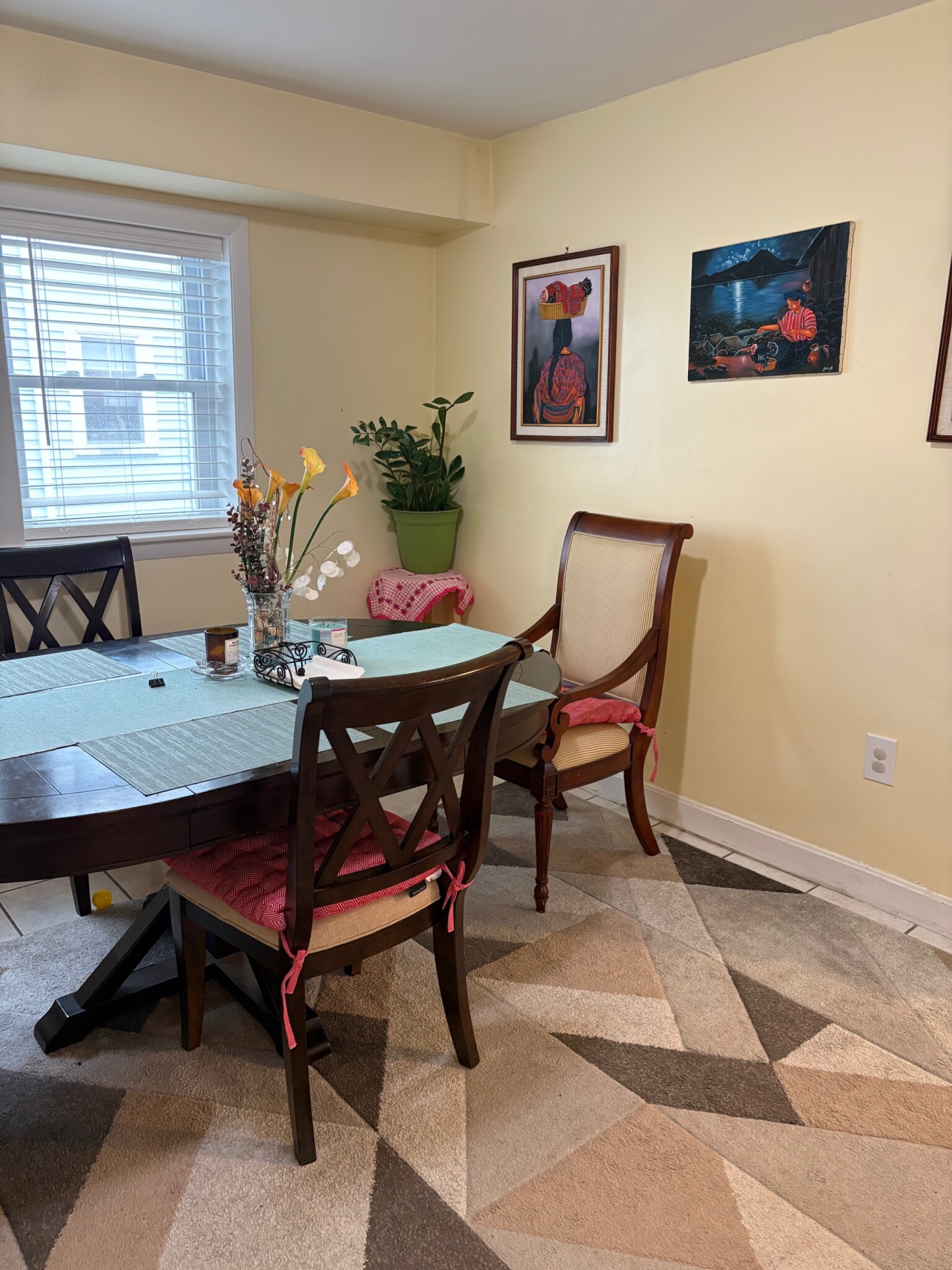 3 bed, 2 bath apartment for rent at 31 Faneuil, Brighton — photo 4 of 12