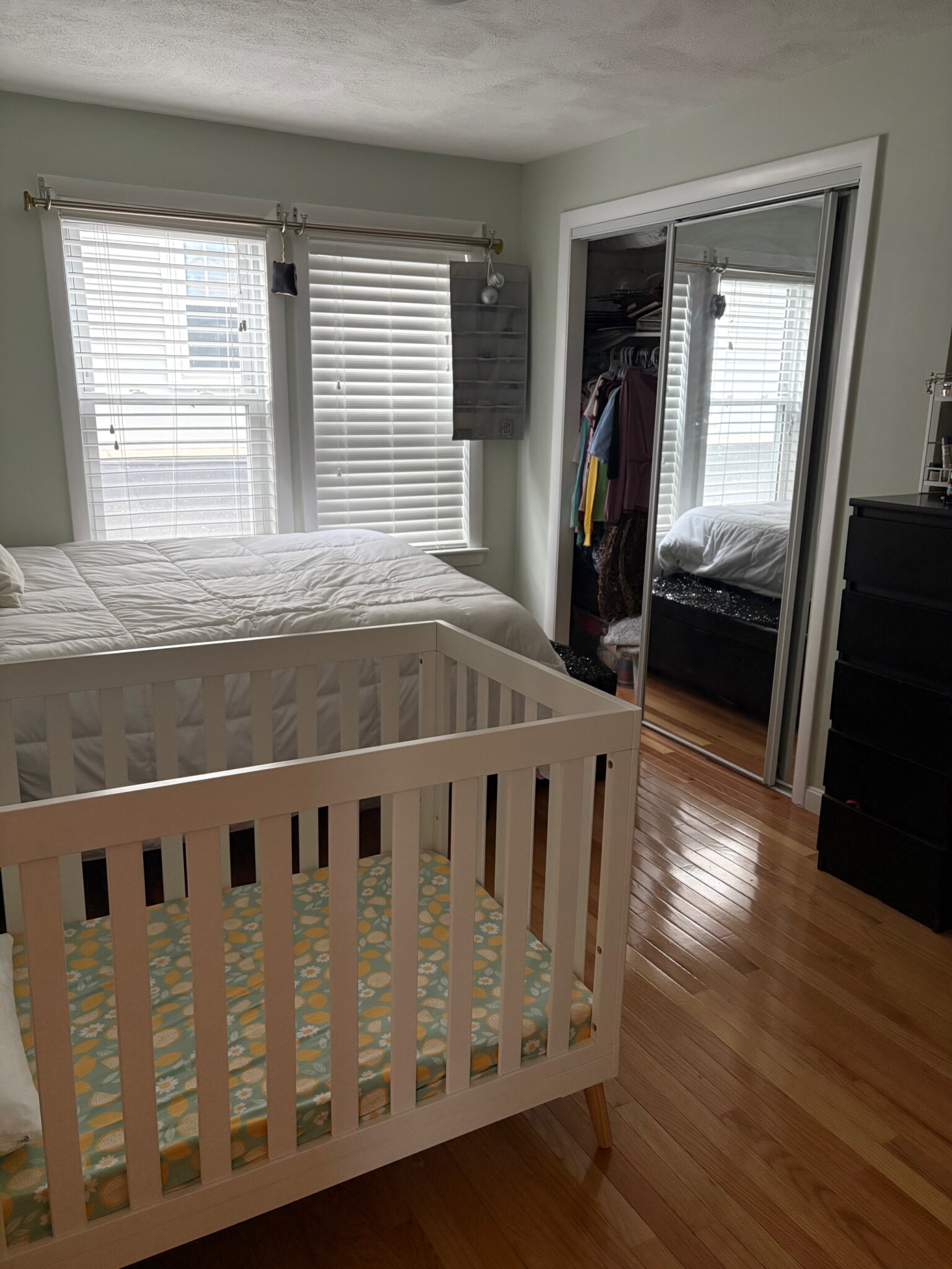 3 bed, 2 bath apartment for rent at 31 Faneuil, Brighton — photo 9 of 12