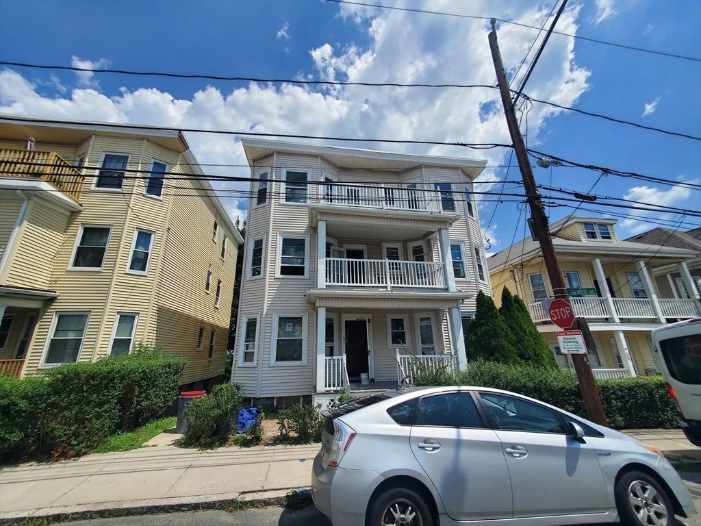 4 bed, 2 bath apartment for rent at 31 Faywood Ave Unit 1, East Boston — photo 19 of 20