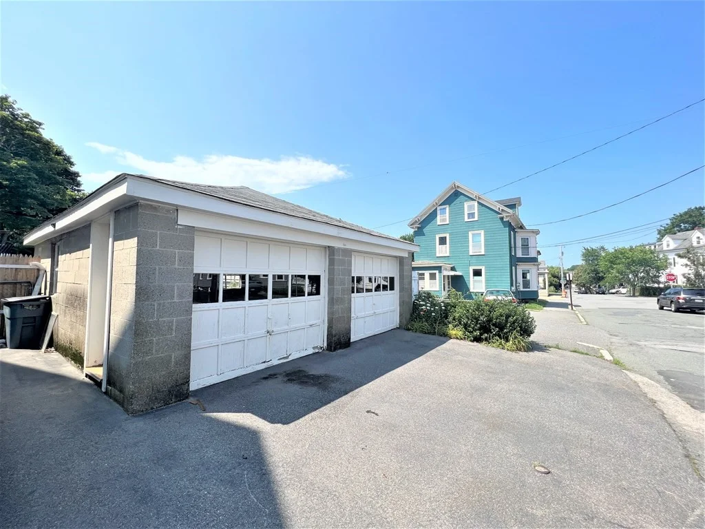 2 bed, 1 bath apartment for rent at 31 Federal St Unit 1, Beverly — photo 16 of 21