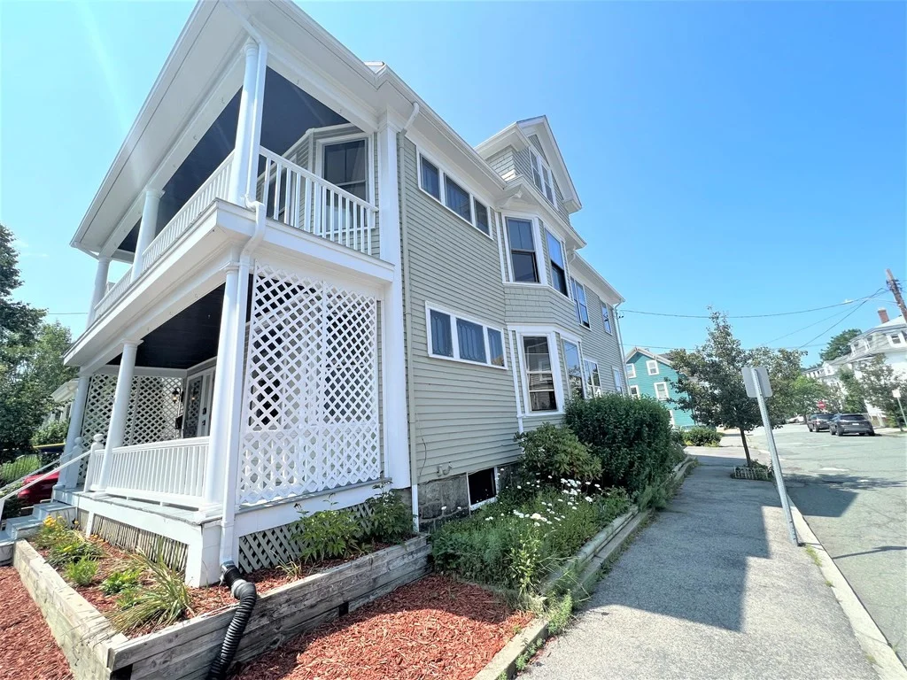 4 bed, 1 bath apartment for rent at 31 Federal St Unit 2, Beverly — photo 23 of 24