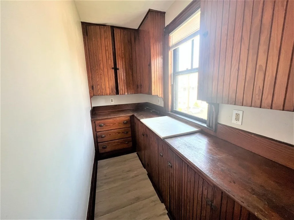 4 bed, 1 bath apartment for rent at 31 Federal St Unit 2, Beverly — photo 11 of 24