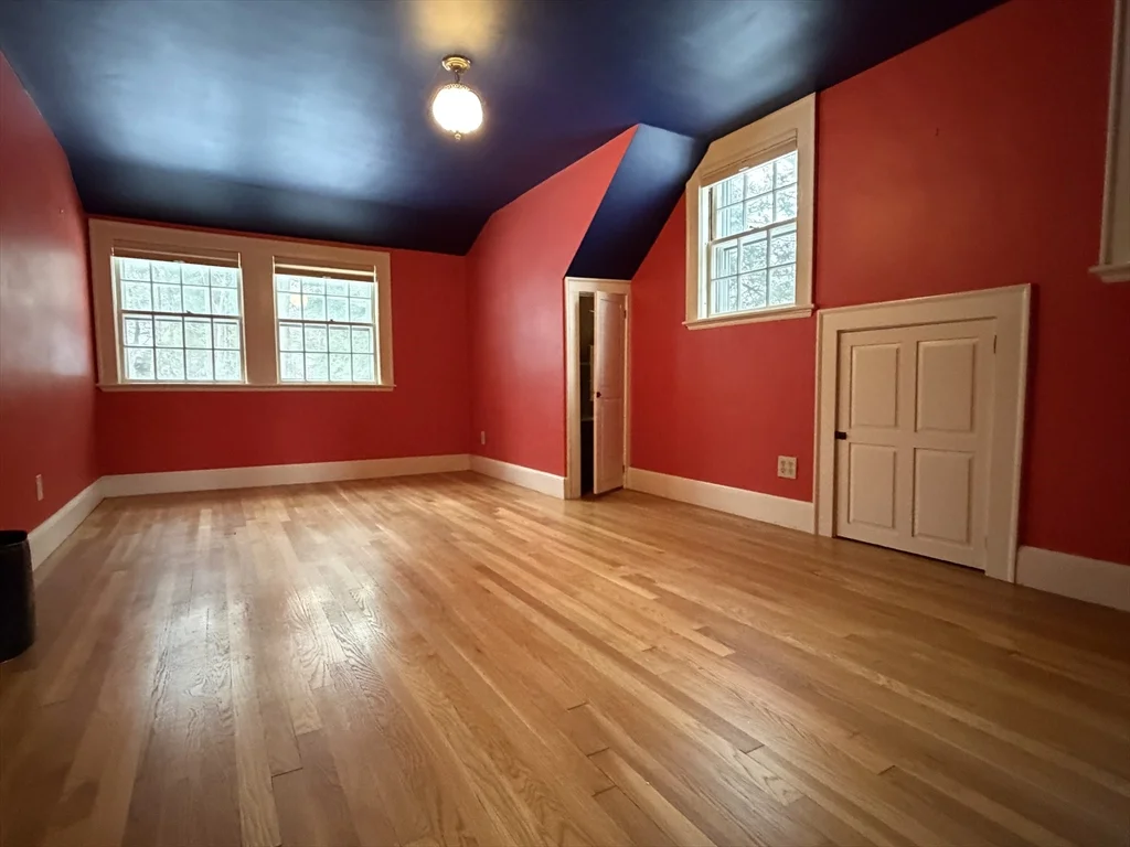 3 bed, 2 bath apartment for rent at 31 Fells Rd, Winchester — photo 17 of 22
