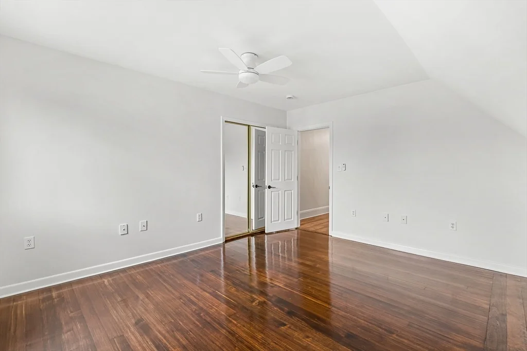 5 bed, 1 bath apartment for rent at 31 Fenwick St Unit 31, South Medford — photo 26 of 37