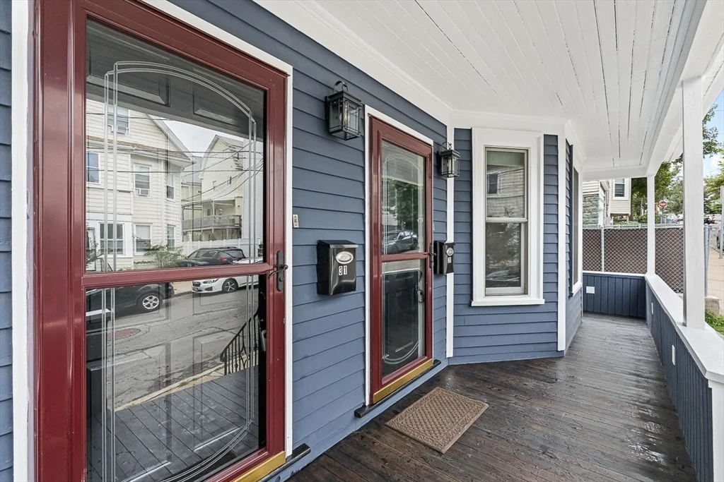 5 bed, 1 bath apartment for rent at 31 Fenwick St Unit 31, South Medford — photo 3 of 37