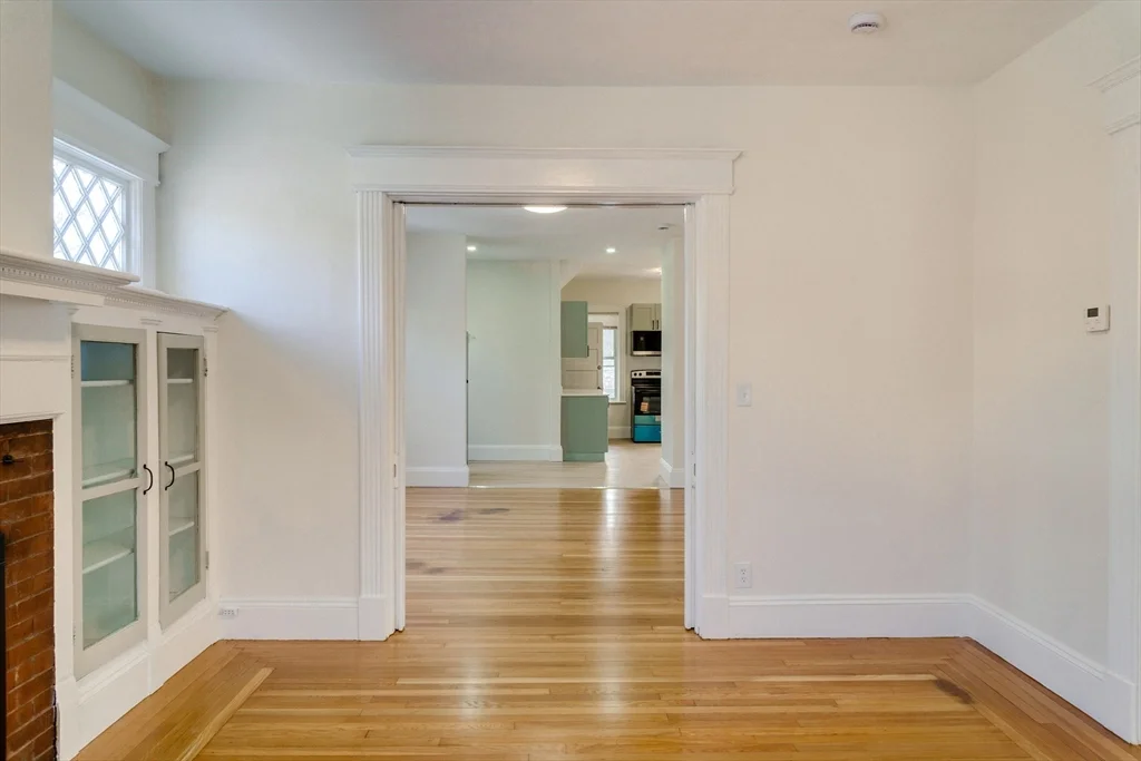 2 bed, 1 bath apartment for rent at 31 Firglade Unit 31, Springfield — photo 4 of 22