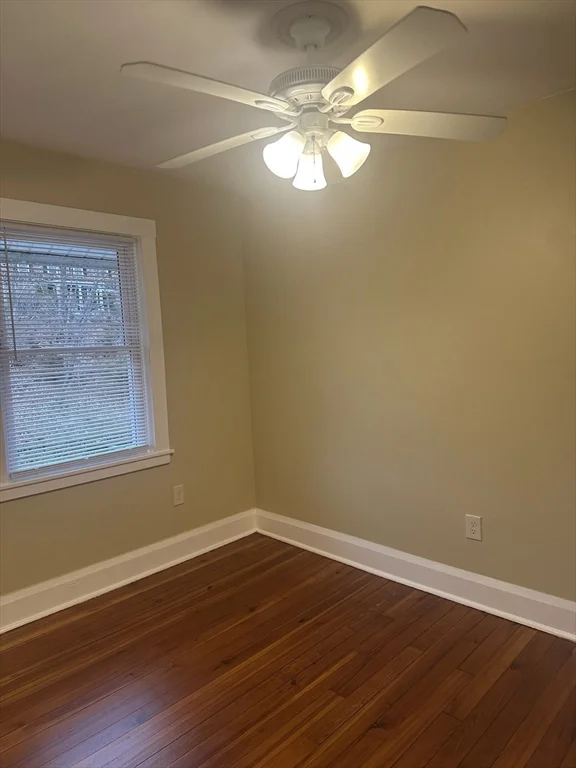 3 bed, 1 bath apartment for rent at 31 Forest Ave Unit 31, North Plymouth — photo 6 of 11