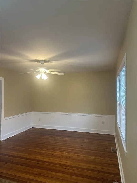3 bed, 1 bath apartment for rent at 31 Forest Ave Unit 31, North Plymouth — photo 8 of 11