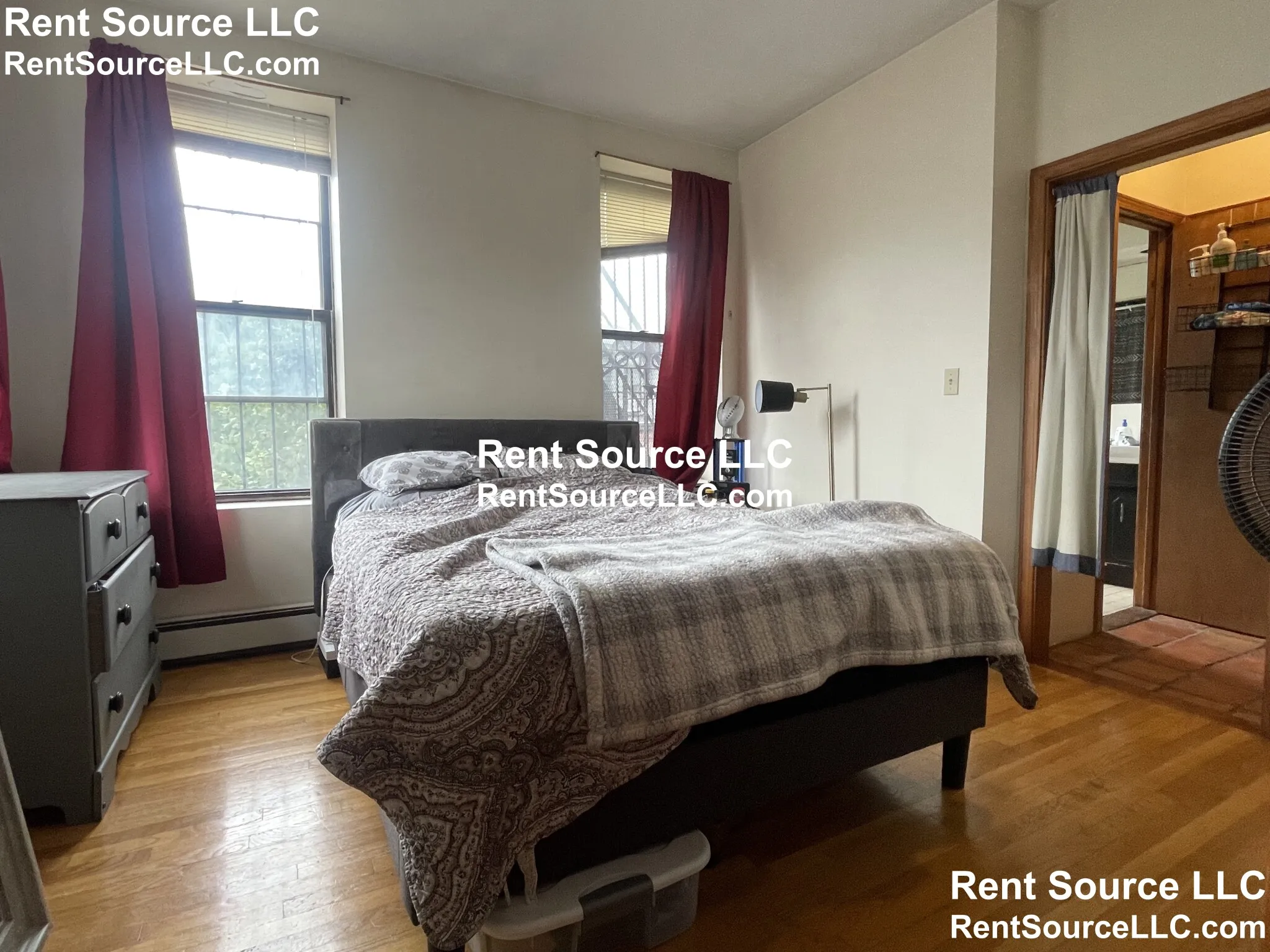 1 bed, 1 bath apartment for rent at 31 Fort Ave Unit 2, Roxbury — photo 2 of 15
