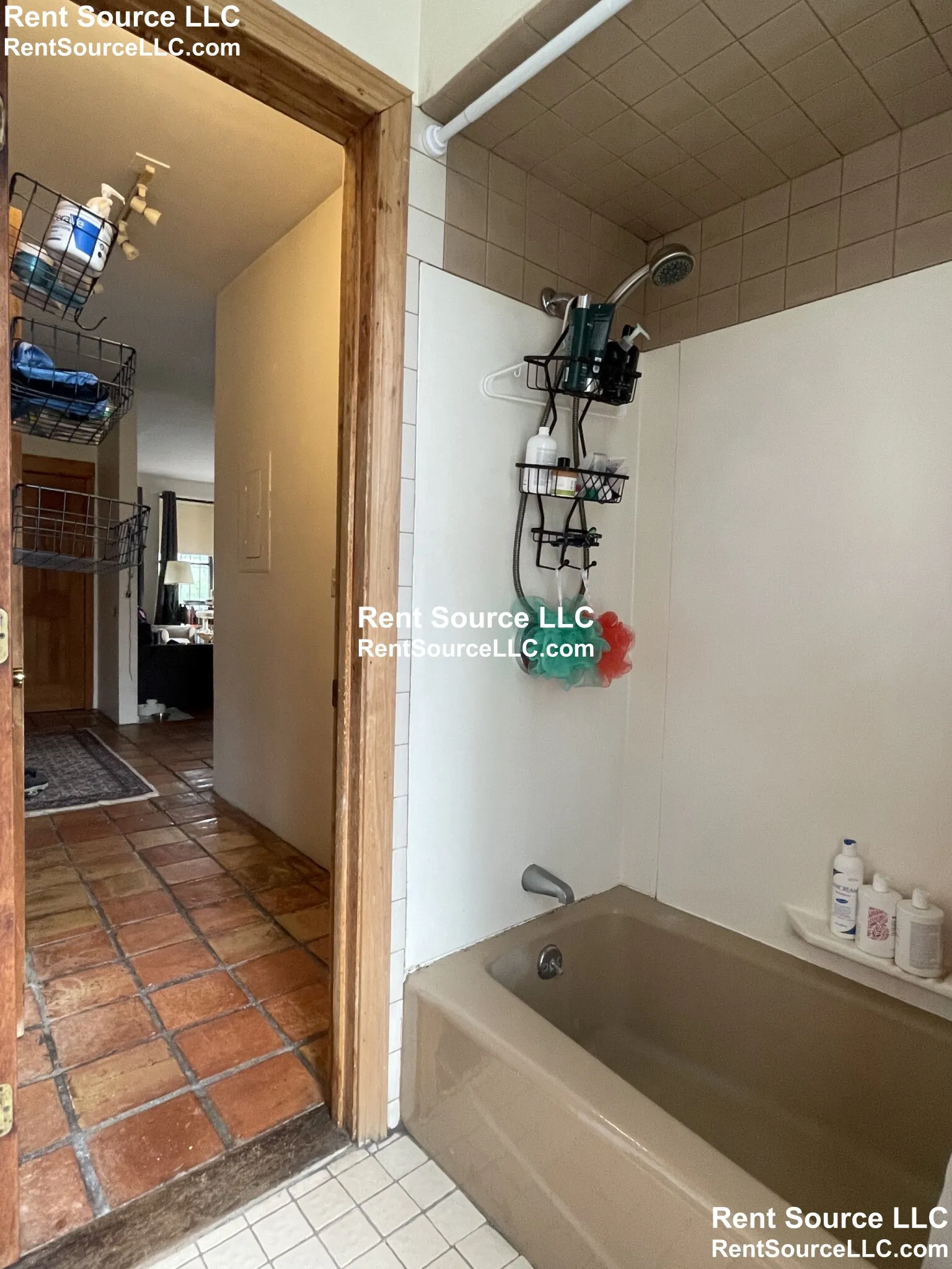 1 bed, 1 bath apartment for rent at 31 Fort Ave Unit 2, Roxbury — photo 11 of 15