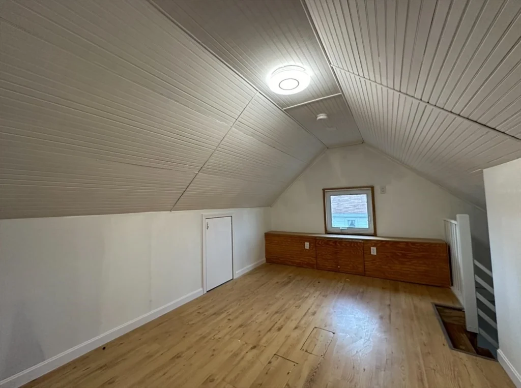 3 bed, 1 bath apartment for rent at 31 Francis Ave Unit 0, Quincy — photo 8 of 12