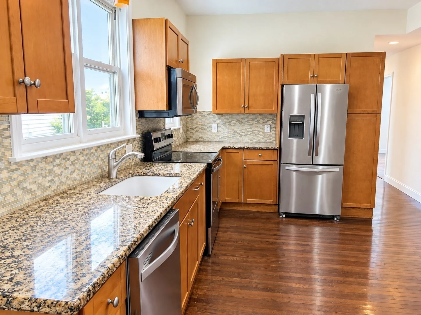 3 bed, 1 bath apartment for rent at 31 Franklin Ave Unit 2-2, Chelsea