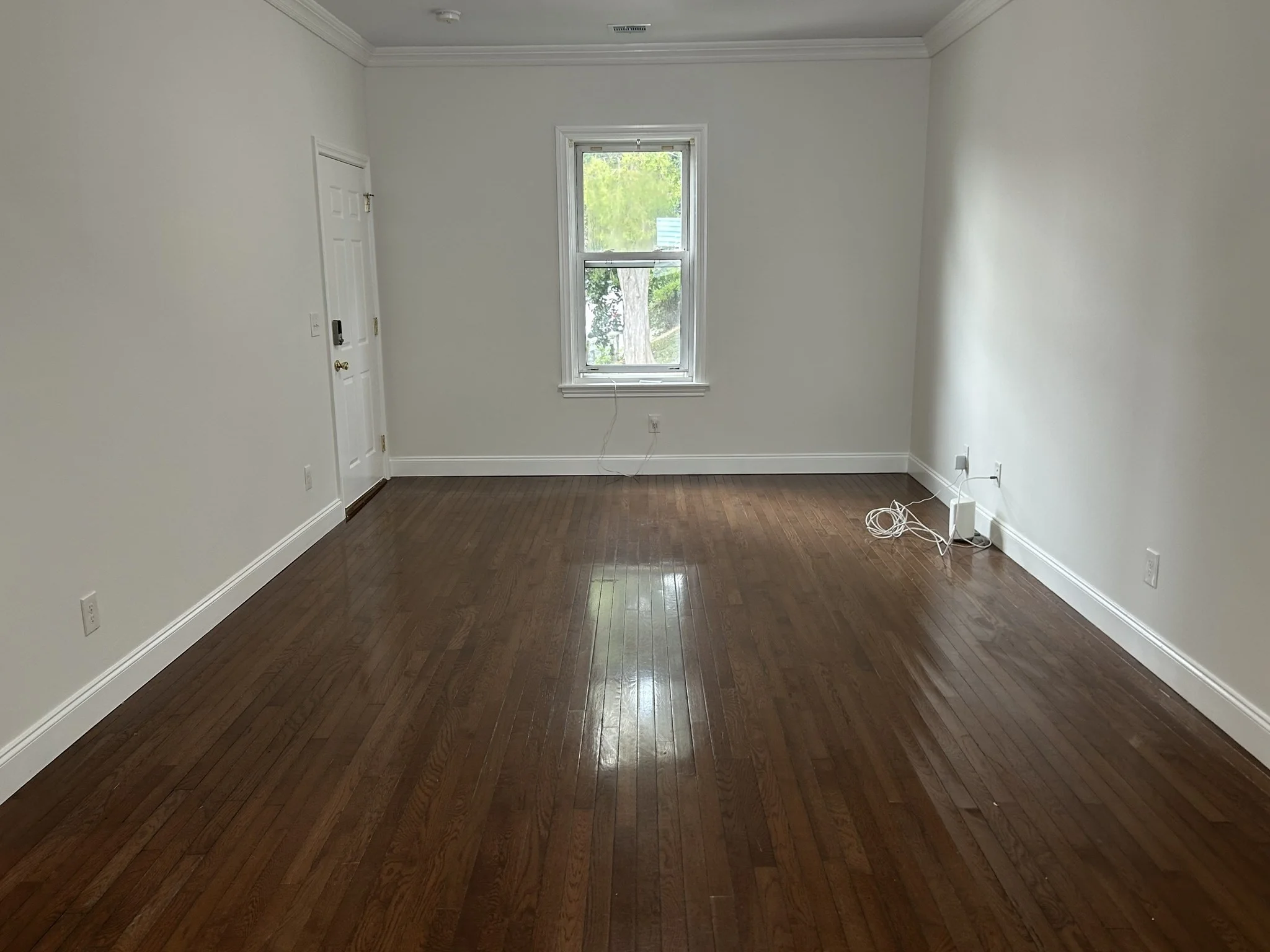 3 bed, 1 bath apartment for rent at 31 Franklin Ave Unit 2-2, Chelsea — photo 3 of 8