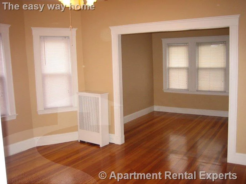 4 bed, 2 bath apartment for rent at 31 Frederick Ave Unit 2, Tufts