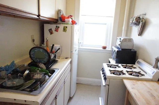 Studio bed, 1 bath apartment for rent at 31 Gardner St Unit 5, Allston — photo 3 of 7