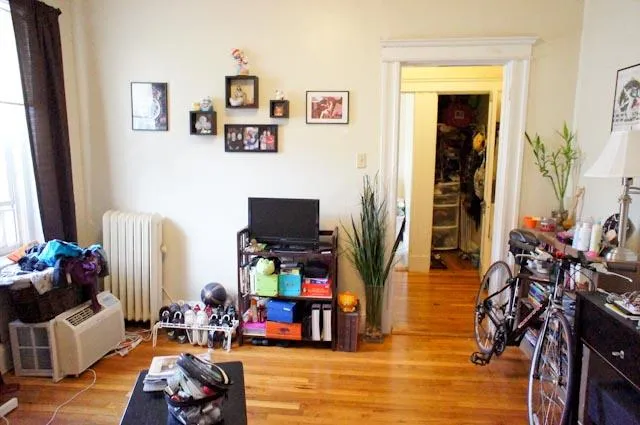 Studio bed, 1 bath apartment for rent at 31 Gardner St Unit 5, Allston