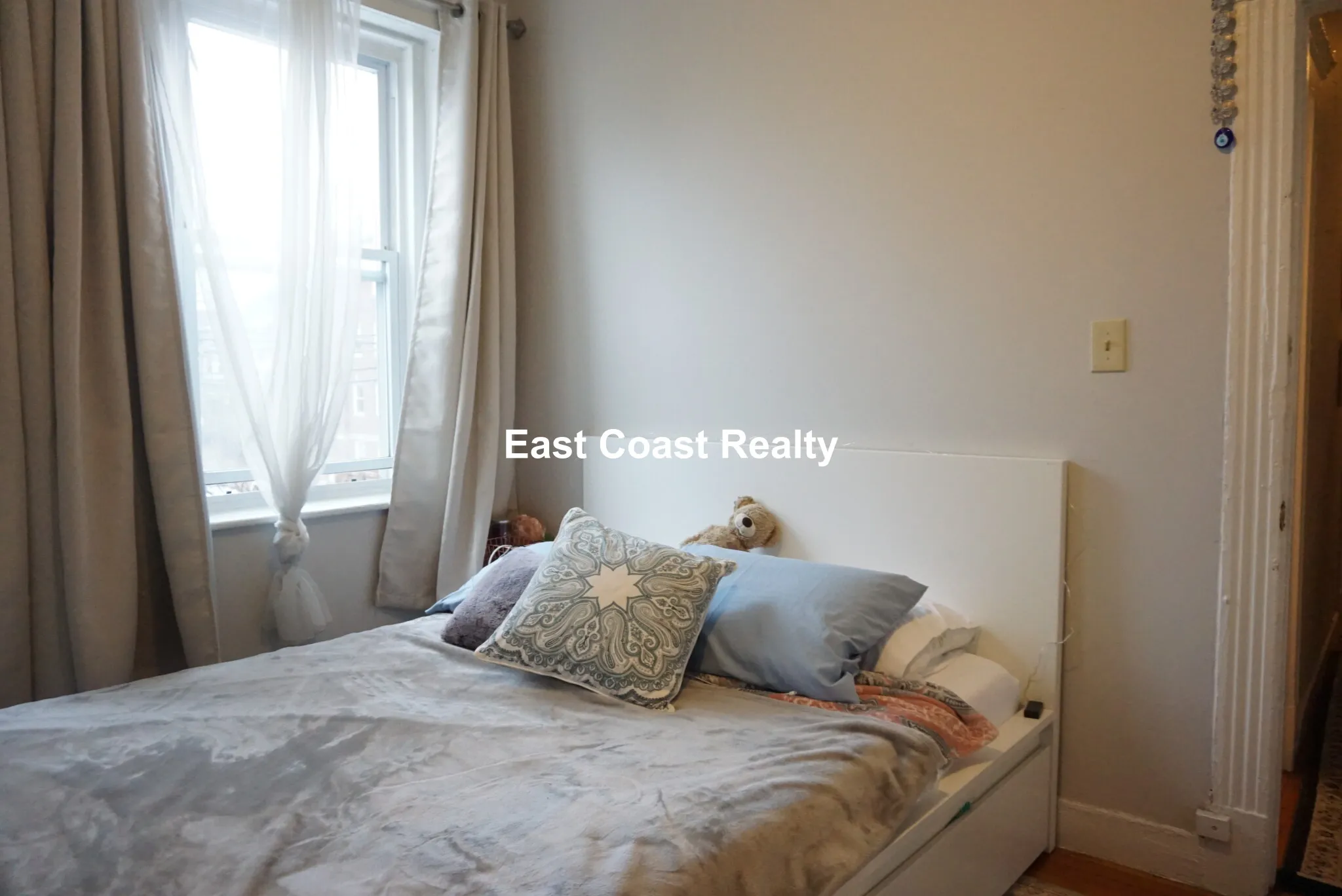 2 bed, 1 bath apartment for rent at 31 Gardner St Unit 7, Allston — photo 2 of 9