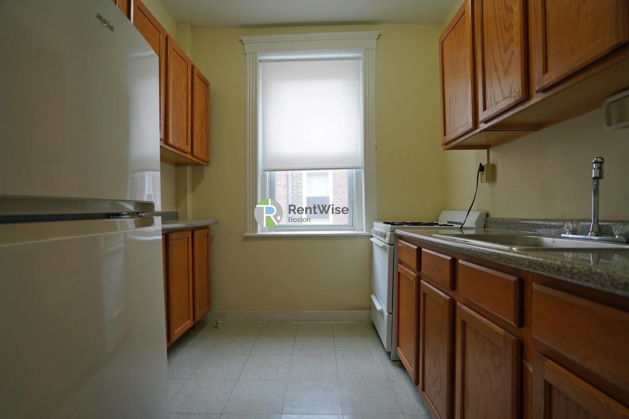 Studio bed, 1 bath apartment for rent at 31 Gardner St Unit 8, Allston — photo 5 of 11