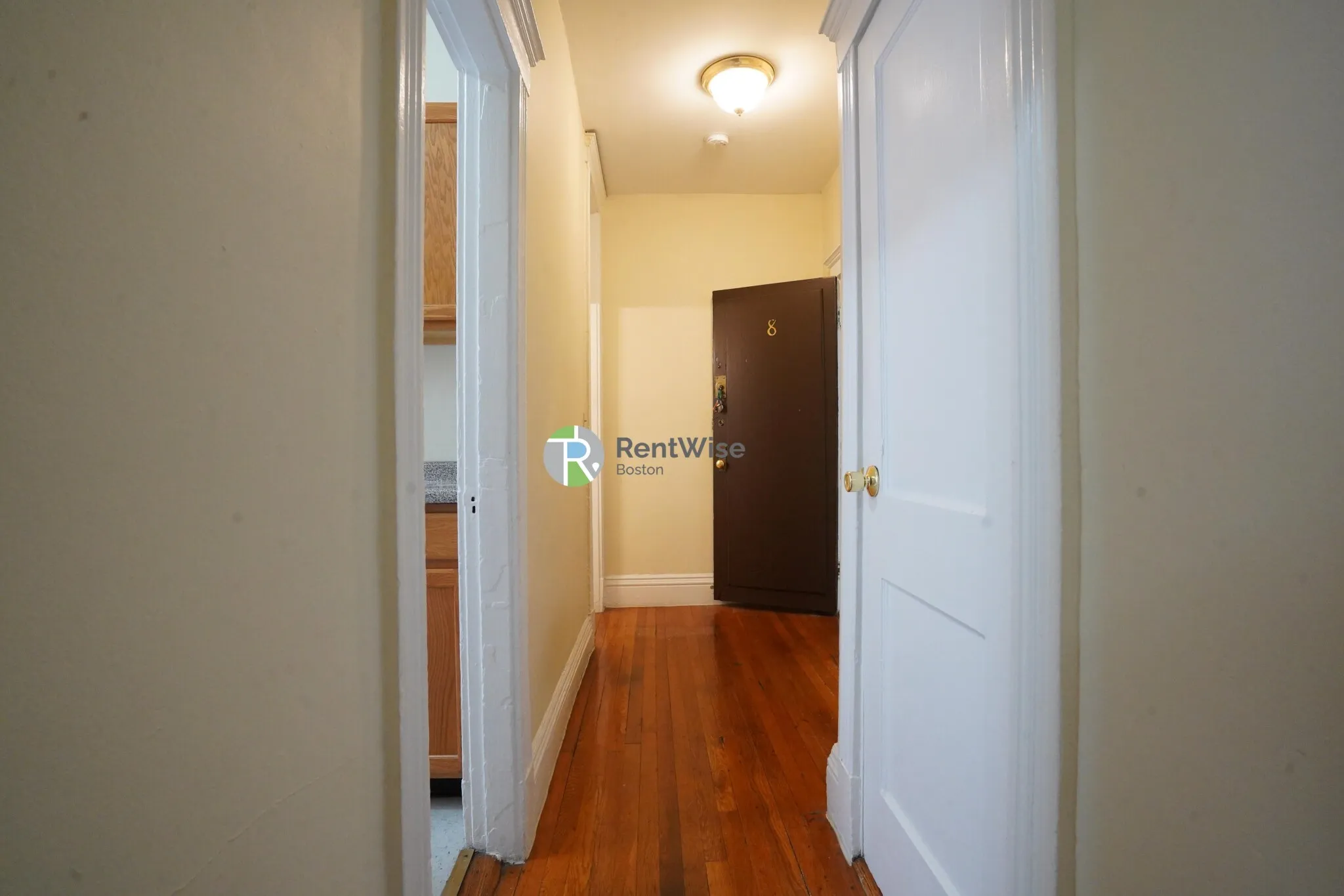 Studio bed, 1 bath apartment for rent at 31 Gardner St Unit 8, Allston — photo 9 of 11