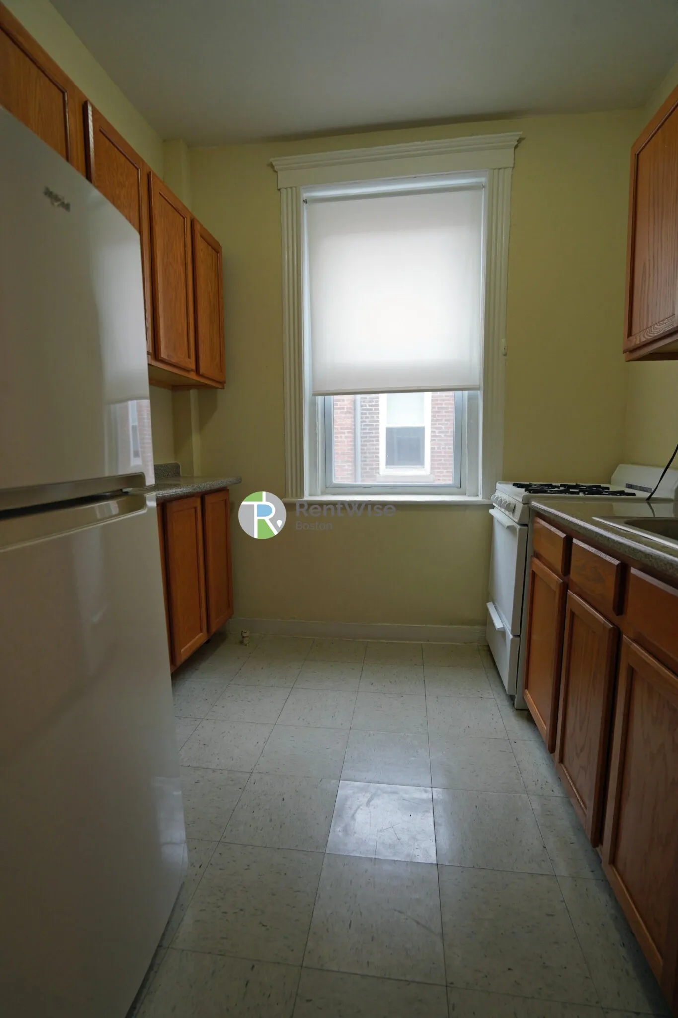 Studio bed, 1 bath apartment for rent at 31 Gardner St Unit 8, Allston — photo 6 of 11