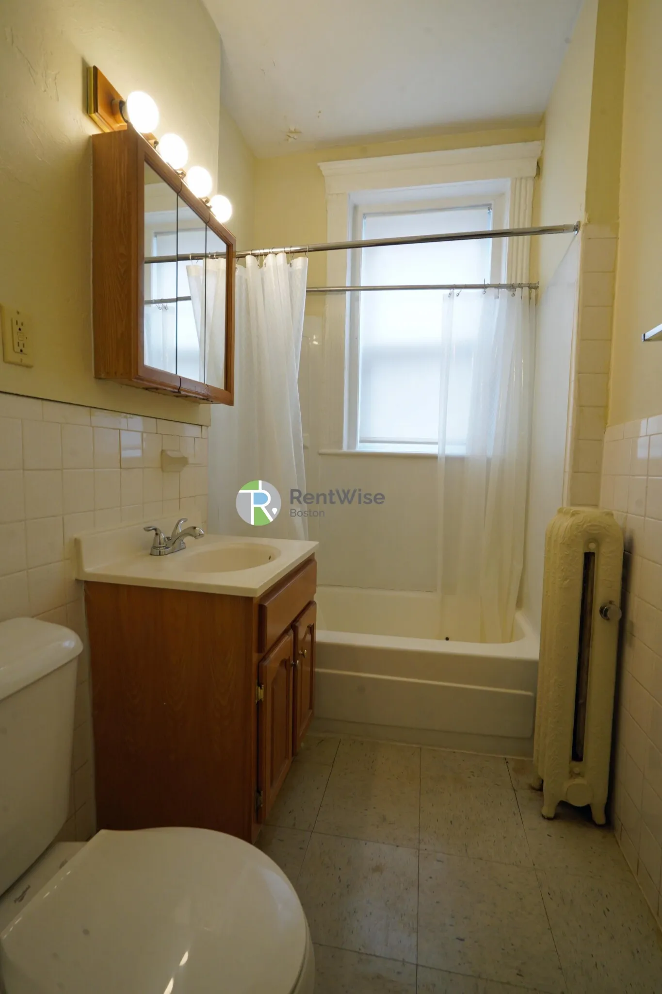 Studio bed, 1 bath apartment for rent at 31 Gardner St Unit 8, Allston — photo 10 of 11