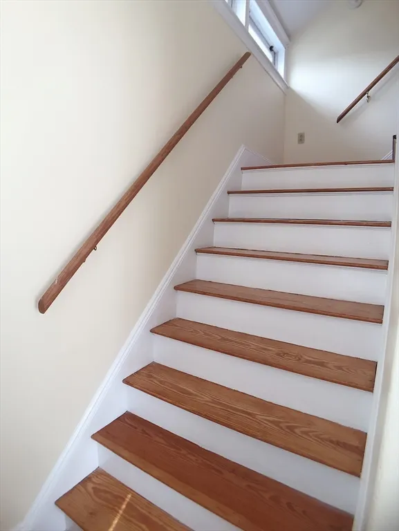 3 bed, 2 bath apartment for rent at 31 Gilbert Rd Unit 2, Belmont — photo 34 of 41