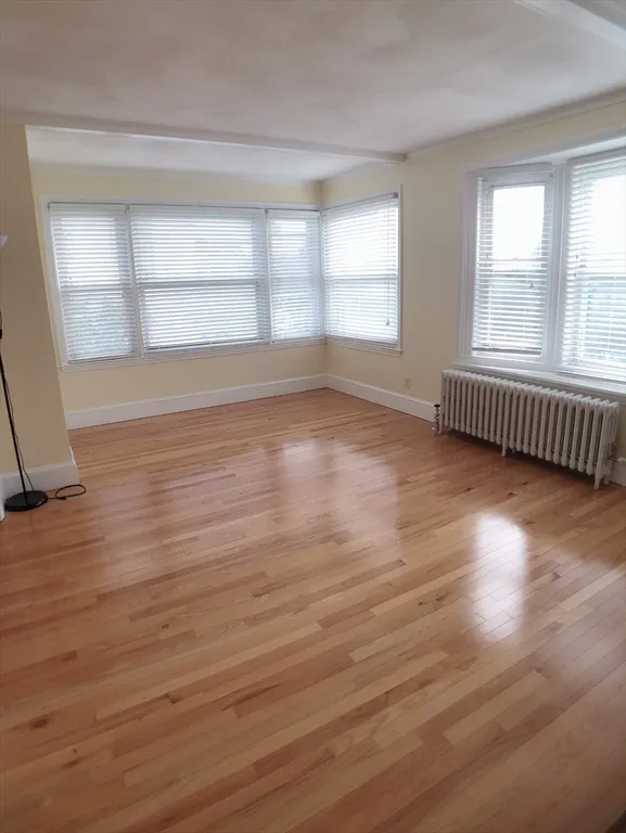 3 bed, 2 bath apartment for rent at 31 Gilbert Rd Unit 2, Belmont — photo 9 of 41