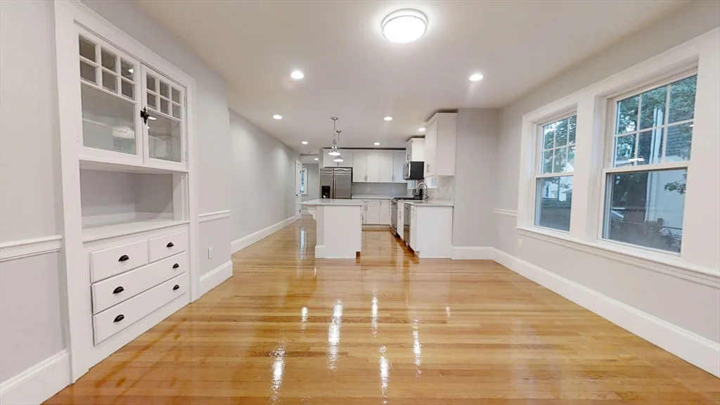 4 bed, 2 bath apartment for rent at 31 Grafton St Unit 1, Arlington — photo 5 of 19