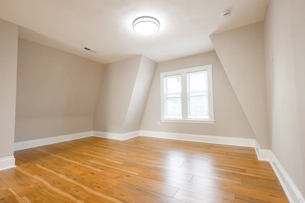 2 bed, 1 bath apartment for rent at 31 Graham St Unit 2, Quincy — photo 13 of 42