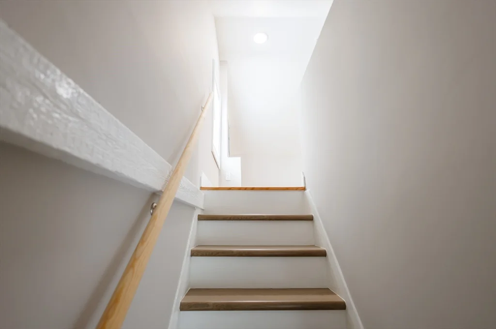 2 bed, 1 bath apartment for rent at 31 Graham St Unit 2, Quincy — photo 21 of 42