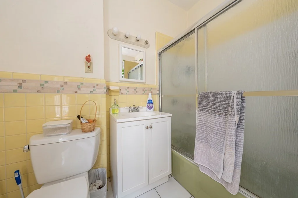 4 bed, 2 bath apartment for rent at 31 Grant Ave Unit 2, Wellington — photo 5 of 13