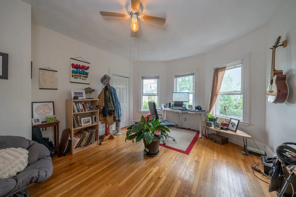 4 bed, 2 bath apartment for rent at 31 Grant Ave Unit 2, Wellington — photo 7 of 13