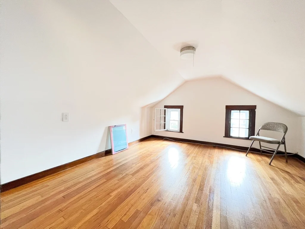 4 bed, 2 bath apartment for rent at 31 Grassmere Rd Unit -, Chestnut Hill — photo 20 of 24