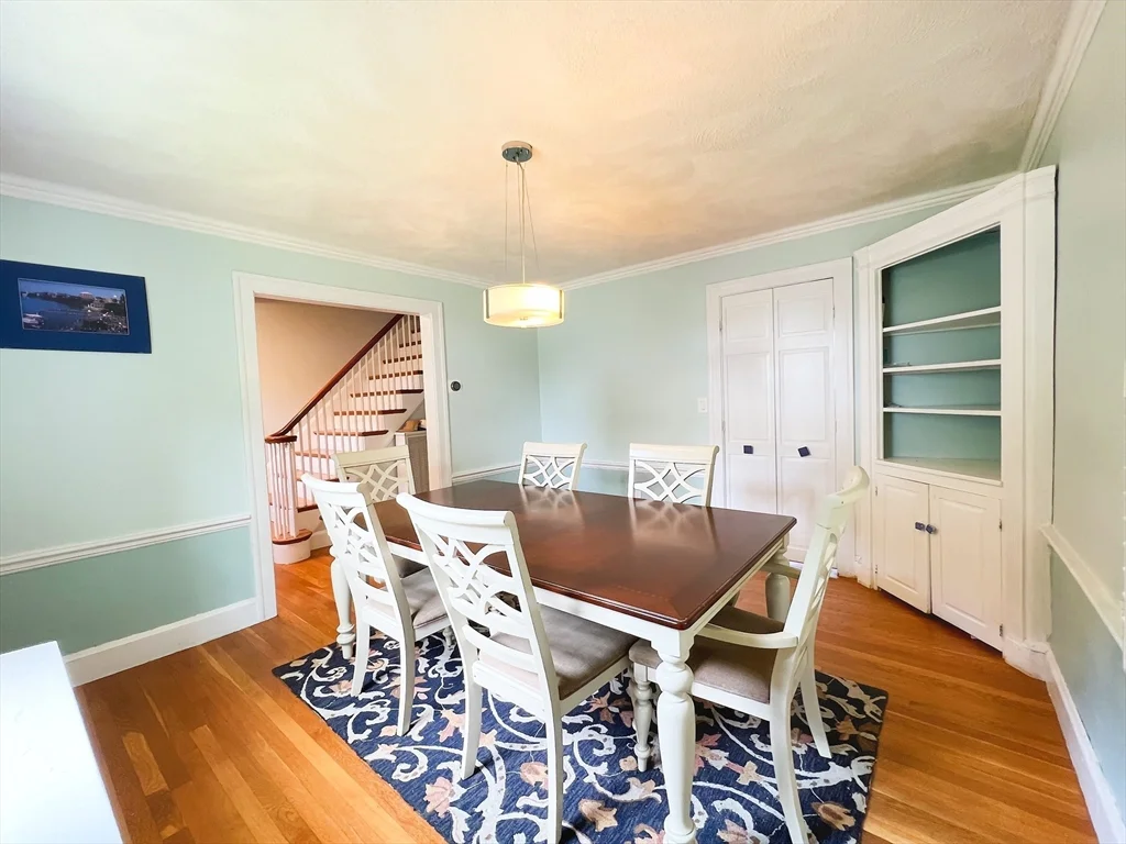 4 bed, 2 bath apartment for rent at 31 Grassmere Rd Unit -, Chestnut Hill — photo 7 of 24