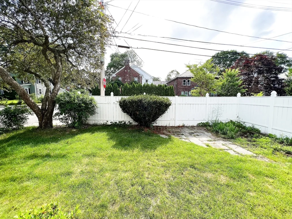 4 bed, 2 bath apartment for rent at 31 Grassmere Rd Unit -, Chestnut Hill — photo 24 of 24